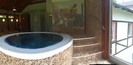 & Wellness Harmonie فندق 3*