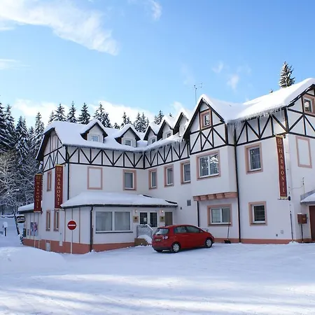 فندق & Wellness Harmonie Mariánské Lázně